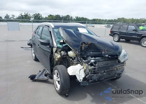 2018 Nissan Kicks S из США, поврежденный, VIN 3N1CP5CU8JL542880